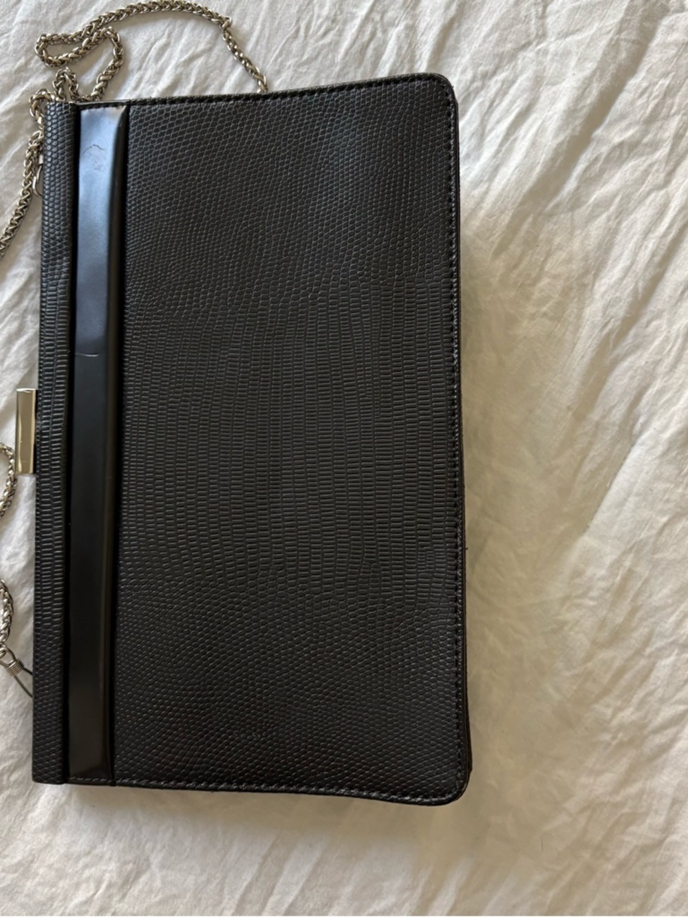 Vintage Black Textured Faux Leather Crossbody Clutch with Silver Chain - Picture 5 of 6